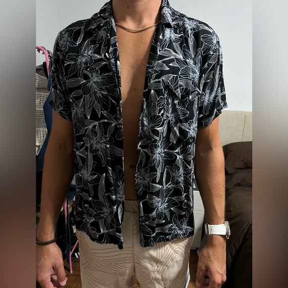 HAWAII button up shirt - Picture 3 of 14